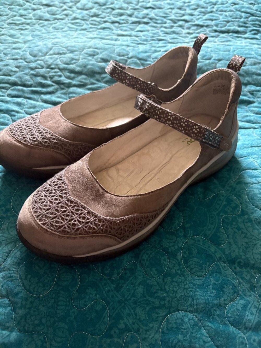 Jambu Grey Cornflower Sued Mary Jane Comfort Shoes Size 9.5